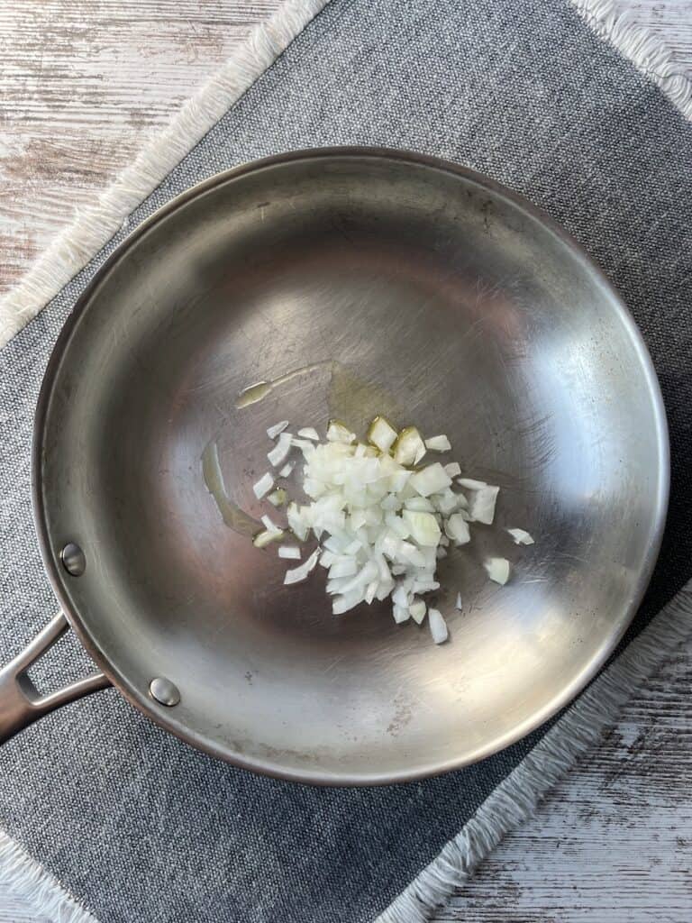 raw onions to make ham and spinach quiche